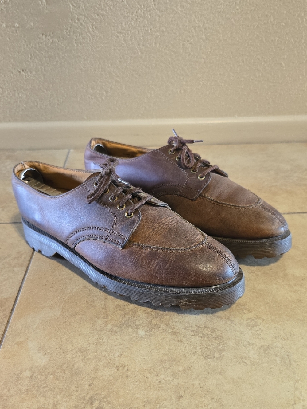 Dr. Martens Men's Brown Split Toe UK 6, US 7M, US 8W Oxfords